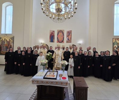 БЛАЖЕННІШИЙ СВЯТОСЛАВ ЗАВІТАВ ДО СЕСТЕР ПРЕСВЯТОЇ РОДИНИ В ГОШЕВІ