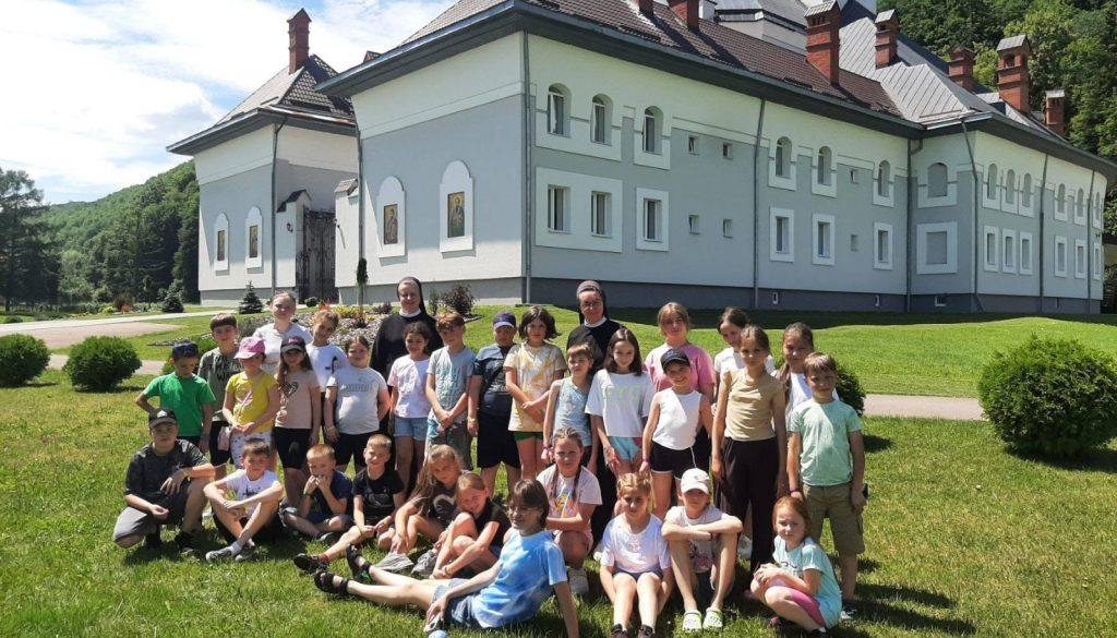 Християнський табір для дітей у Гошеві