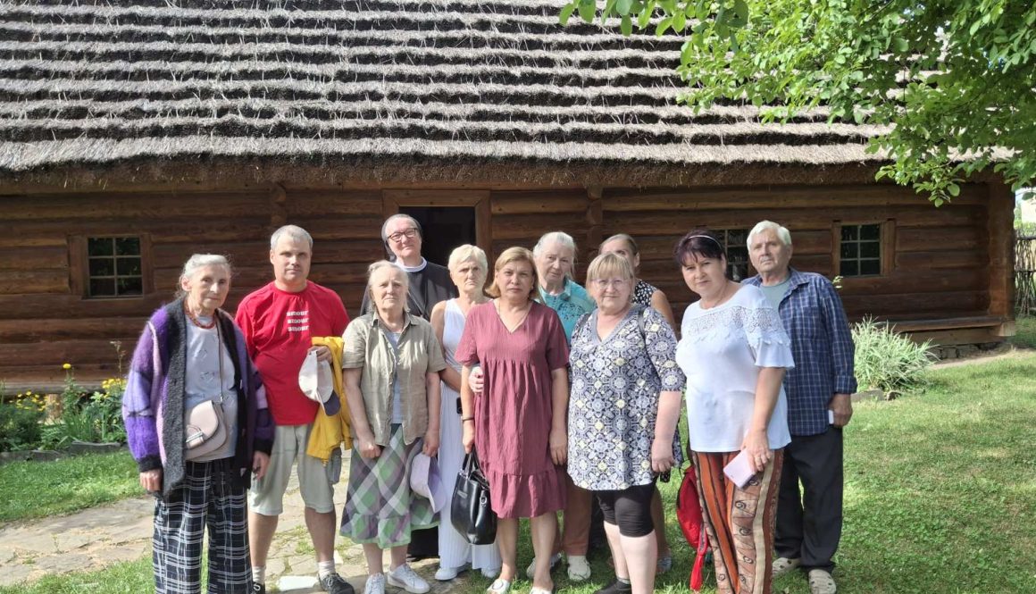 Сестри поруч, щоб розділити біль і подарувати надію