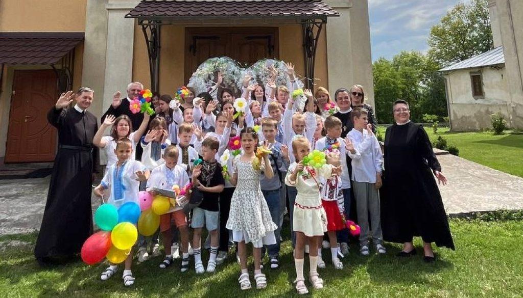 Християнський табір «Паломники надії»: веселі канікули з Богом у селі Улашківці